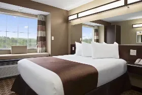 Photograph of Sonesta Essential, Fairmont