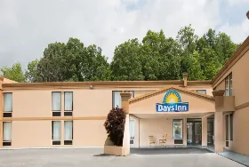 Photograph of Days Inn, Mount Hope