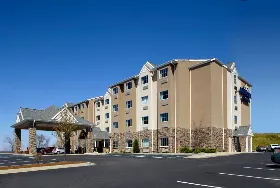 Photograph of Microtel Inn & Suites, Triadelphia