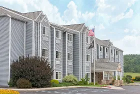 Photograph of Microtel Inn & Suites, Hazelton