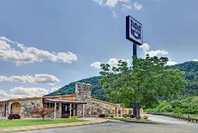 Photograph of Knights Inn, Charleston