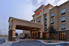 Photograph of Hampton Inn, Evanston