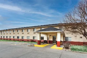 Photograph of Baymont by Wyndham, Evansville