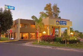 Photograph of Innsuites,