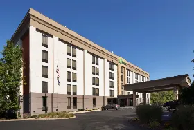 Photograph of Holiday Inn Express, Lawrence