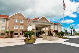 Photograph of Holiday Inn Express, Port Clinton
