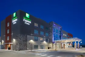 Photograph of Holiday Inn Express, Brighton
