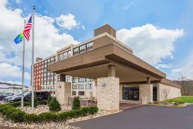 Photograph of Holiday Inn Express, Fort Washington