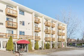 Photograph of Days Inn by Wyndham Colchester Burlington, Colchester