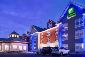 Photograph of Holiday Inn Express, Mystic