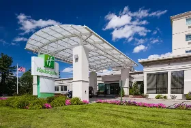 Photograph of Holiday Inn Salem (I-93 At Exit 2), Salem