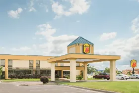 Photograph of Super 8, Wichita