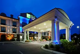 Photograph of Holiday Inn Express, Mount Juliet