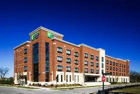 Photograph of Holiday Inn Express, Franklin