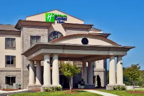 Photograph of Holiday Inn Express, Opelika