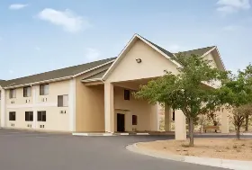 Photograph of Travelodge, Belen