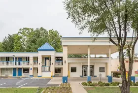 Photograph of Days Inn, Fredericksburg