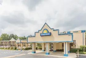Photograph of Days Inn by Wyndham Camp Springs/Andrews AFB DC Area, Camp Springs