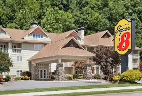 Photograph of Super 8, Cherokee