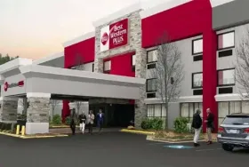 Photograph of Best Western Plus Magnolia Inn & Suites,