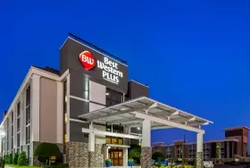 Photograph of Best Western Plus, Dallas
