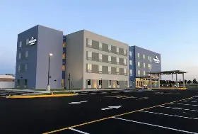 Photograph of Microtel Inn & Suites, Milford