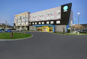 Photograph of Tru by Hilton, South Portland