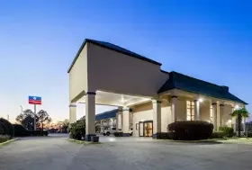 Photograph of Surestay Plus Hotel By Best Western, Hammond