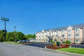 Photograph of Quality Inn, Bristol
