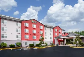 Photograph of Holiday Inn Express, Lincoln City