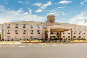 Photograph of Comfort Inn, La Porte