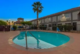 Photograph of Motel 6, Apache Junction