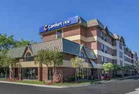 Photograph of Comfort Inn, Dearborn