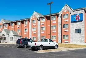 Photograph of Motel 6, Olathe