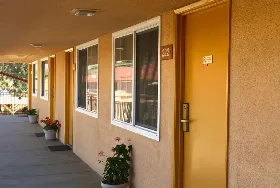 Photograph of Americas Best Value Inn, Beaumont