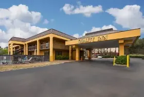 Photograph of Quality Inn, Birmingham