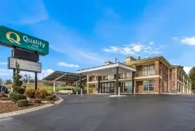 Photograph of Quality Inn, Pulaski
