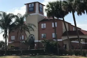 Photograph of Best Western Orange Inn & Suites, Orange