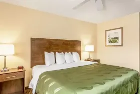 Photograph of Quality Inn, Burkeville
