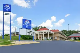 Photograph of Americas Best Value Inn, Collinsville