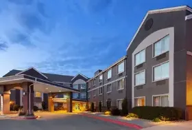 Photograph of Best Western Holiday Manor, Newton