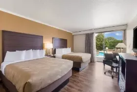 Photograph of Quality Inn, Gastonia
