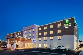 Photograph of Holiday Inn Express, Medford