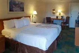 Photograph of Quality Inn, Aurora