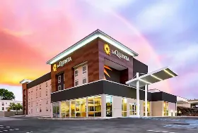 Photograph of La Quinta Inn & Suites, Spokane