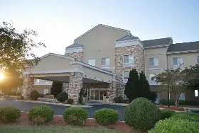Photograph of Holiday Inn Express, Williamston