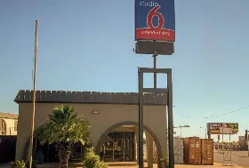 Photograph of Studio 6, San Angelo