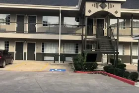 Photograph of Diboll Inn & Suites, Diboll
