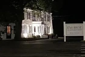 Photograph of 1754 House Inn, Woodbury