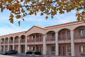 Photograph of OASIS Inn & Suites 29 Palm, Twentynine Palms